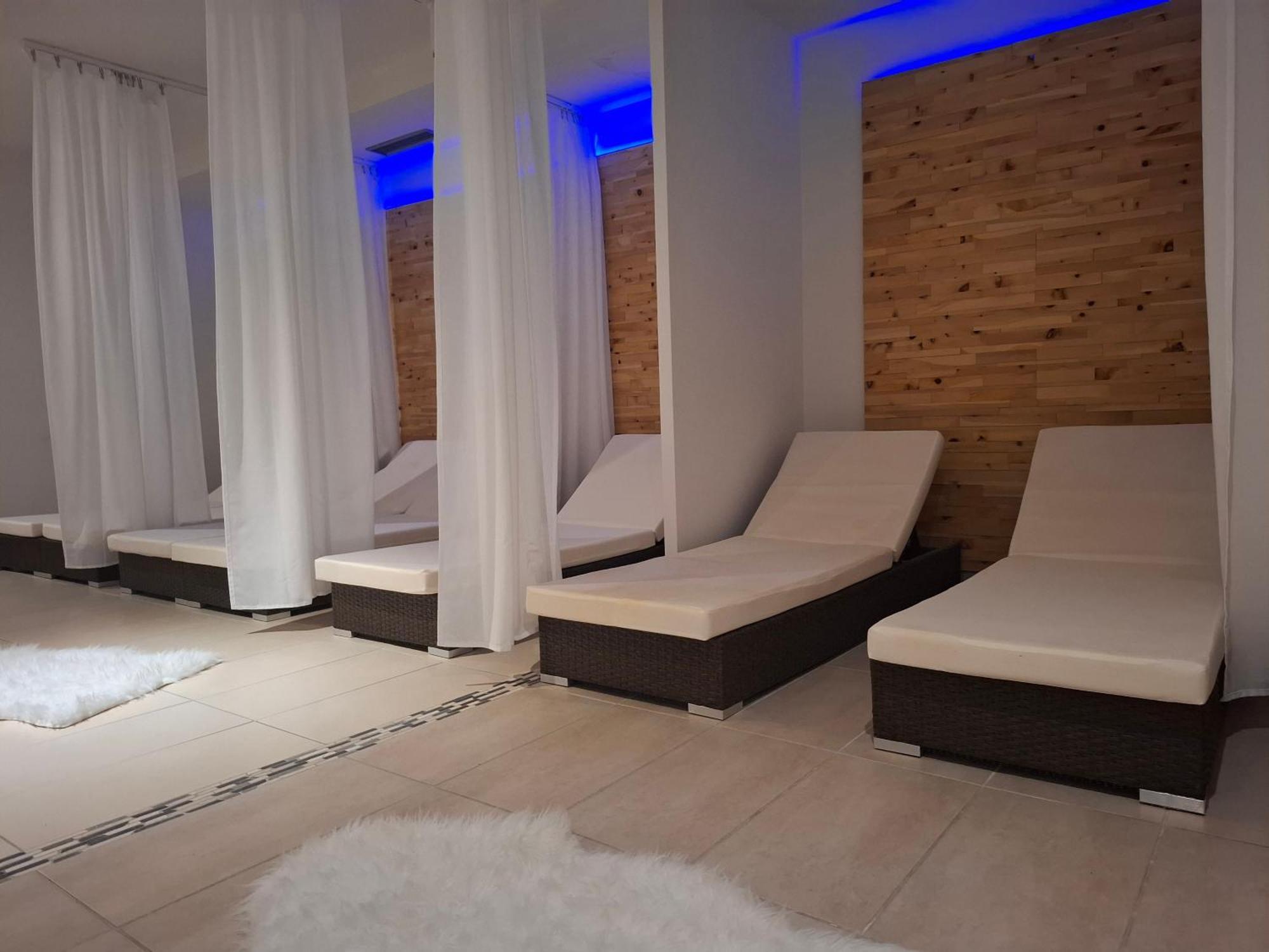 Hotel Am Greiner 루스트 외부 사진